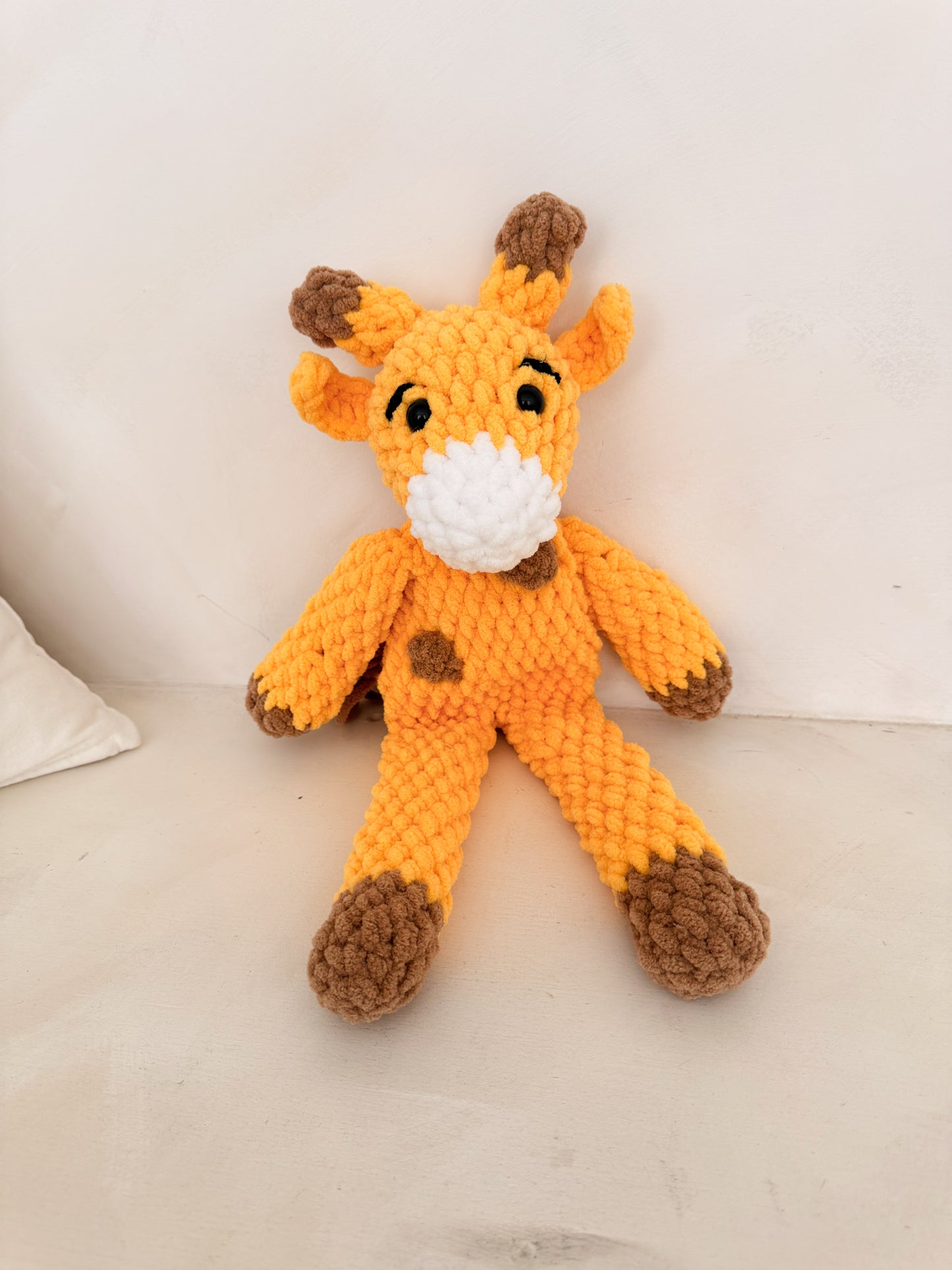 Handmade Crochet Giraffe Plush Toy – Soft Amigurumi Stuffed Animal