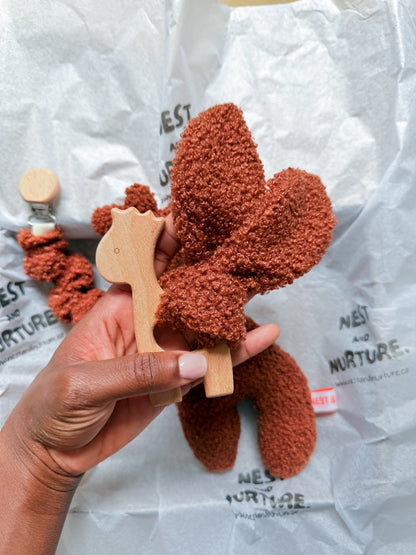 Rust Boucle Giraffe Baby Gift Set | Rattle, Teether & Pacifier Clip