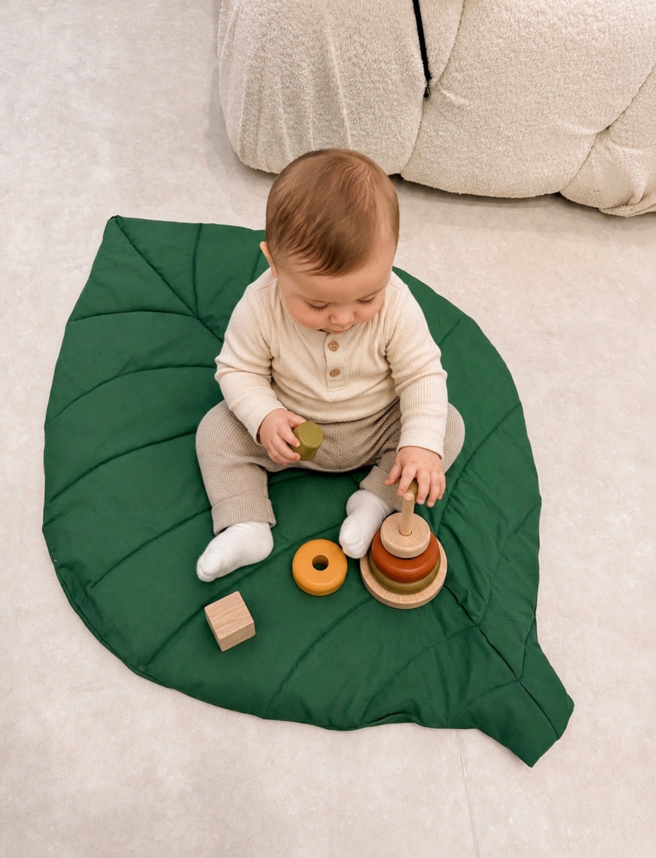 100% Cotton Leaf-Shaped Quilted Baby Play Mat – Forest Green
