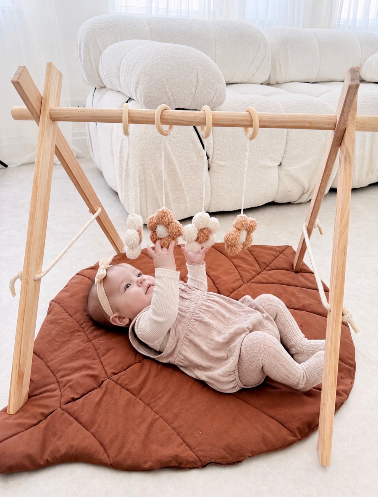 100% Cotton Leaf-Shaped Quilted Baby Play Mat – Rust Brown