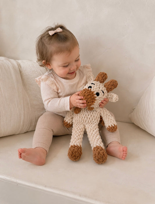 Handmade Crochet Giraffe Plush Toy – Soft Amigurumi Stuffed Animal