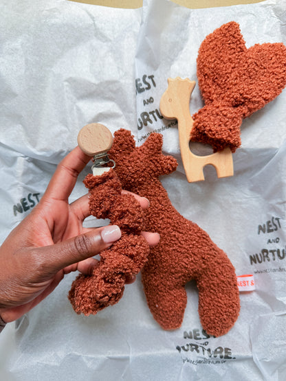 Rust Boucle Giraffe Baby Gift Set | Rattle, Teether & Pacifier Clip
