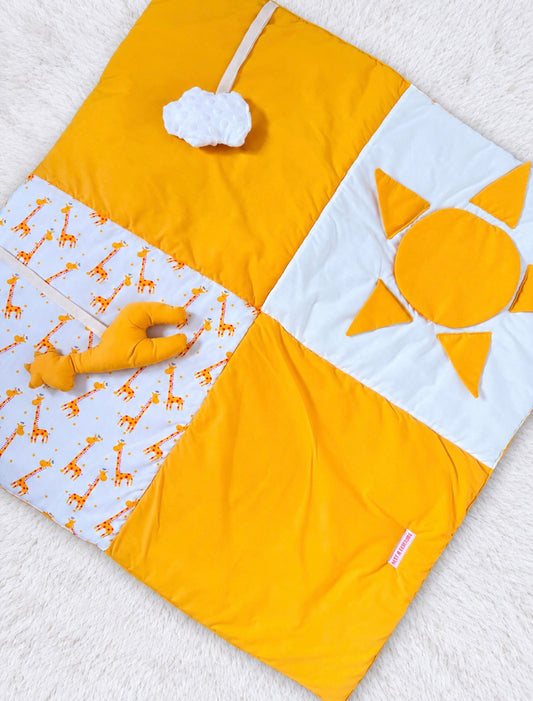 Baby Giraffe Activity Play Mat – Sunshine & Giraffe