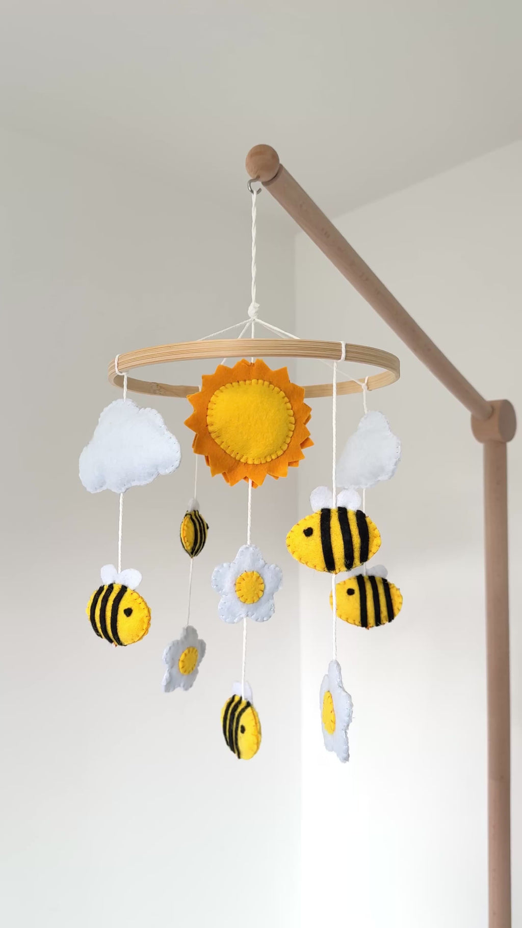 Bee & Daisy Baby Mobile